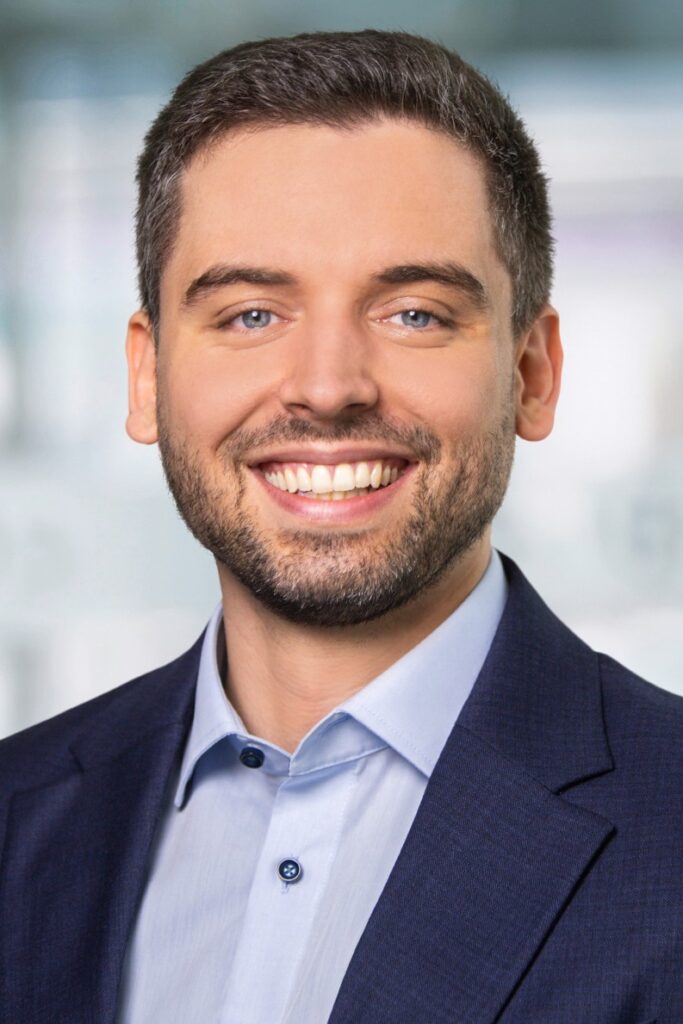 Michael Eberl zum Digital Business Management Master an der DBU